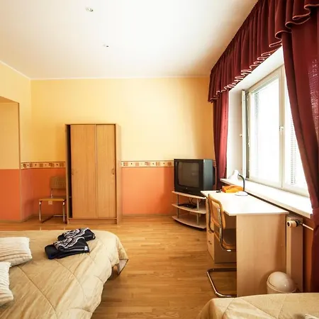 Alexi Hotel 2*