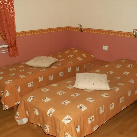 Alexi 2* Reval